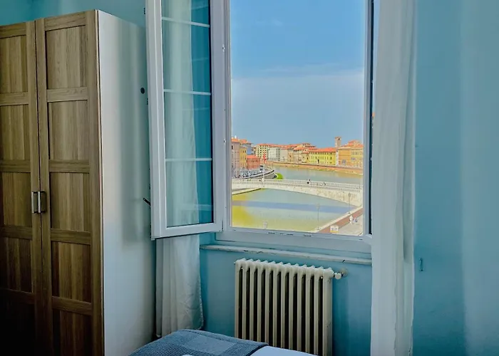 Le Stanze Di Piazza Cairoli 4* Pisa