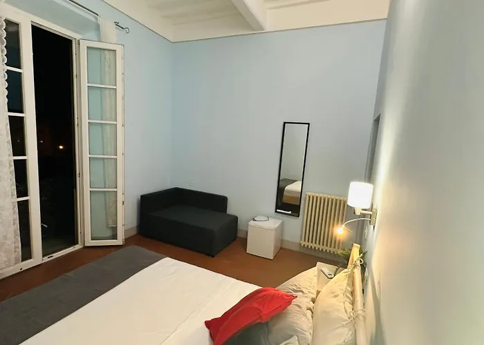 Bed & Breakfast Le Stanze Di Piazza Cairoli 4*