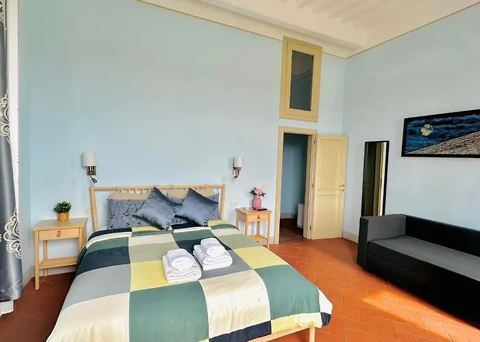 Le Stanze Di Piazza Cairoli 4*