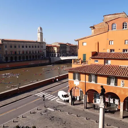 Bed & Breakfast - Residenza D'epoca Piazza Cairoli Pisa