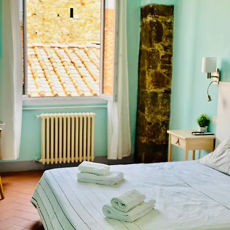 Oda ve Kahvaltı -di Piazza Cairoli 4*